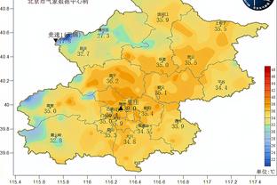 效率很低！巴里-布朗28投10中得到28分3板2助3断 三分12中3